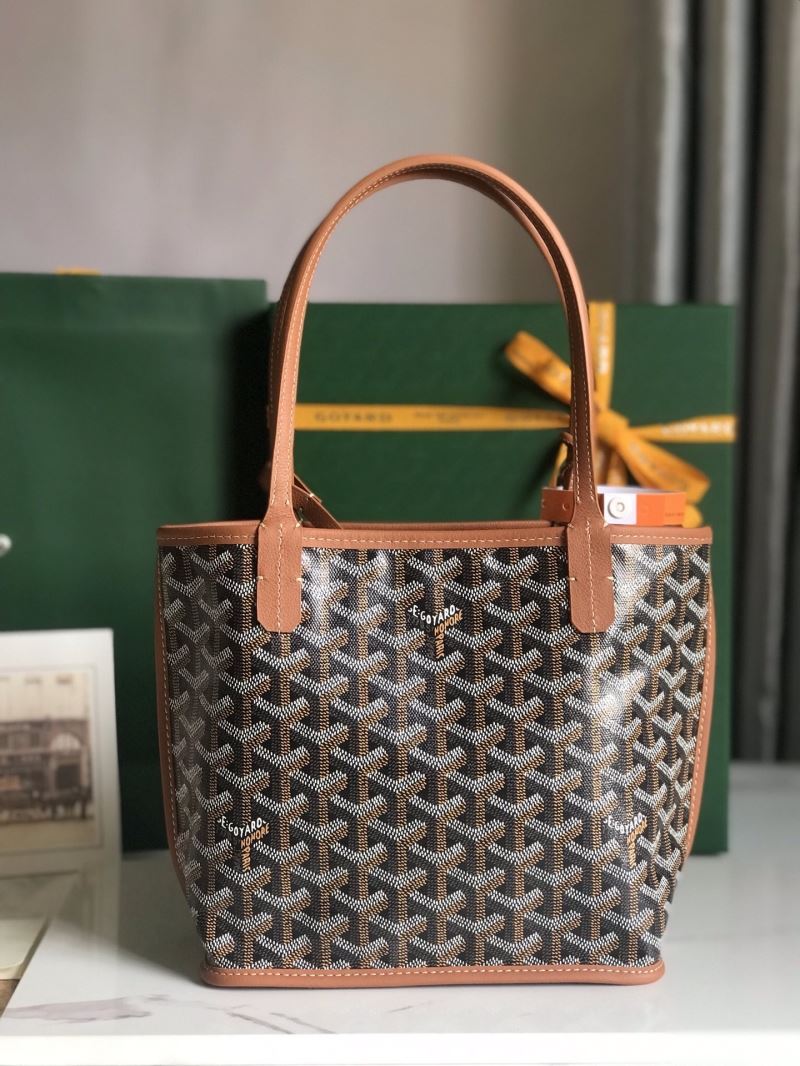 Goyard Shopping Bags